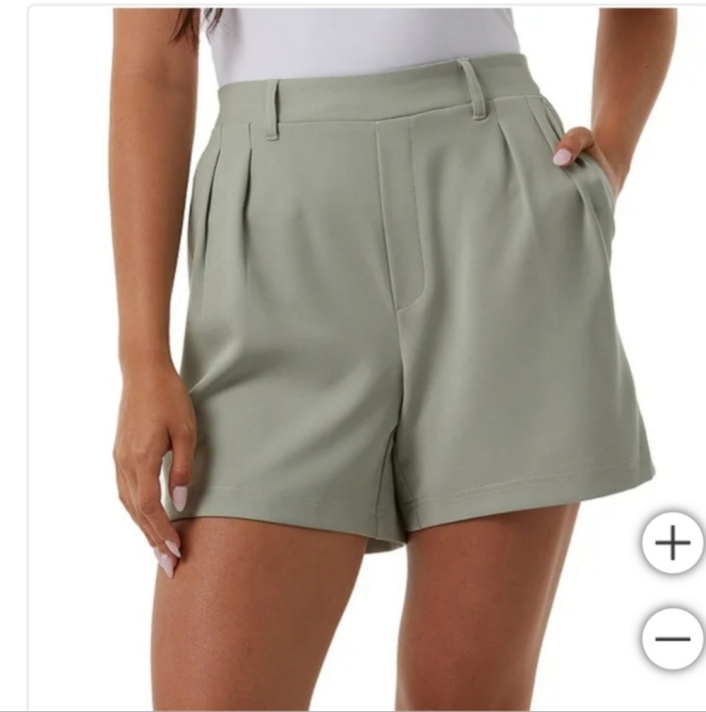 NWOT 32 Degrees Women's High-Waisted Shorts in Sage Green XS
